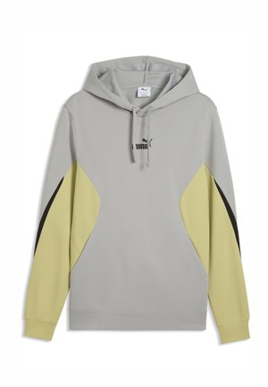 Lysgrå hættetrøje med gul og sort farveblok på ærmerne, frontsnore og et lille sort Puma-logo på brystet.