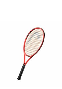 Rode tennisracket met een brede kop, zwarte accenten en een gestructureerde zwarte grip. De snaren zijn oranje en hebben een geometrisch patroon.