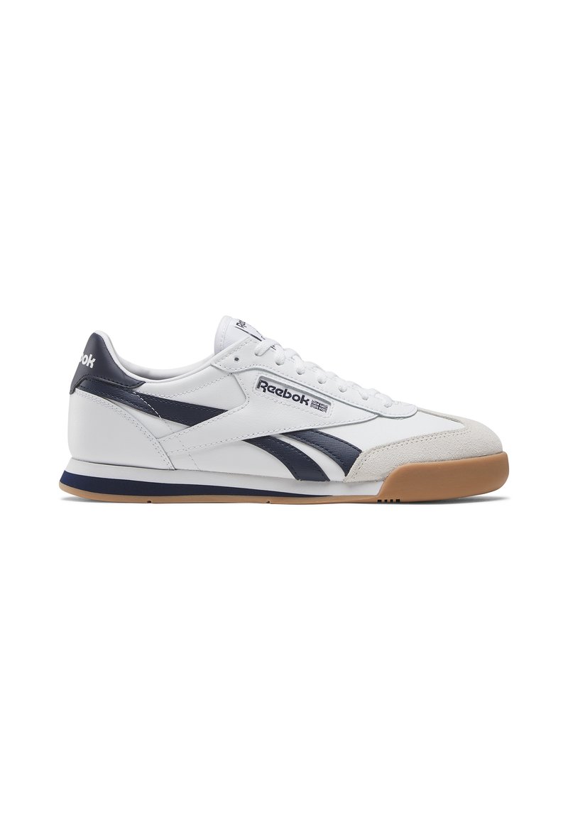 Reebok Classic CAMPIO XT UNISEX - Sportcipő - ftwrwhite vectornavy rbkgum