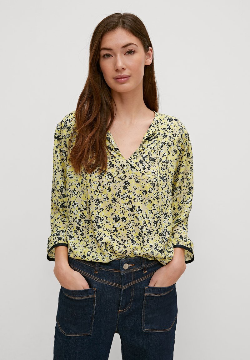 comma casual identity MIT AUSSCHNITT - Blouse - helles zitrone