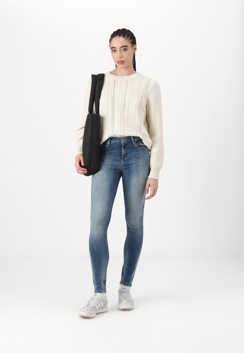 LTB Jeans Meisjesjeans Amy G, grijs (Luta Wash 51884), 110 cm LTB Jeans Meisjesjeans Amy G, grijs (Luta Wash 51884), 110 cm