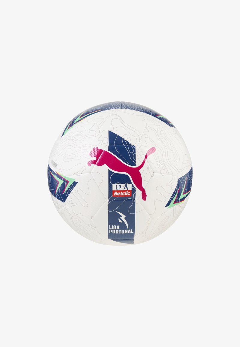 Balón de fútbol Puma con una superficie blanca texturizada, que presenta acentos azules y un logo rosa. Incluye marcas de Liga Portugal y Betclic.