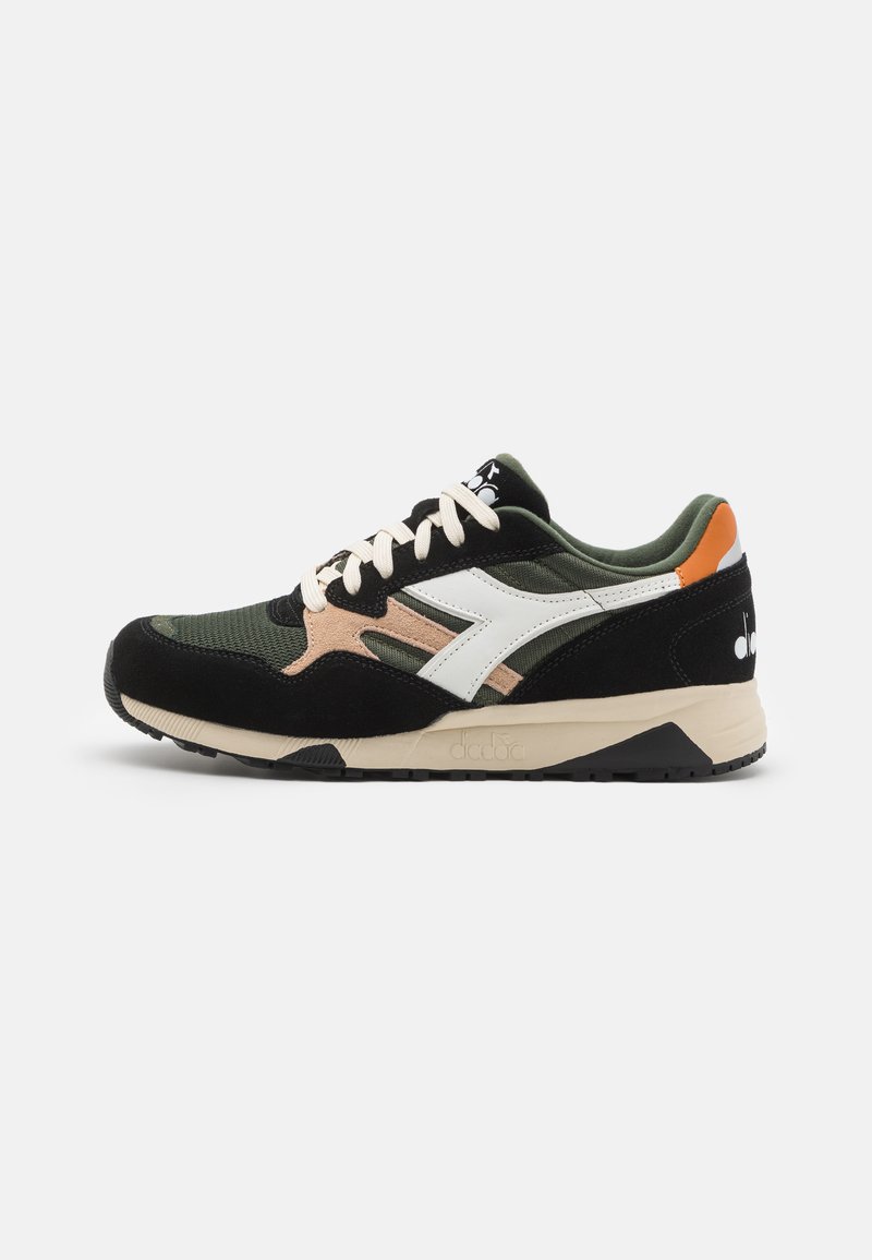 Diadora N902 UNISEX - Matalavartiset tennarit - green/black