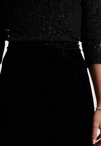 Next Jupe crayon - black