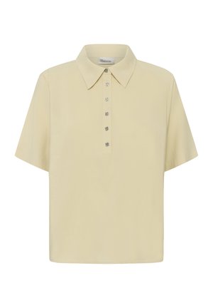 Beige kortærmet bluse med spids krave og seks dekorative sølvknapper ned foran.