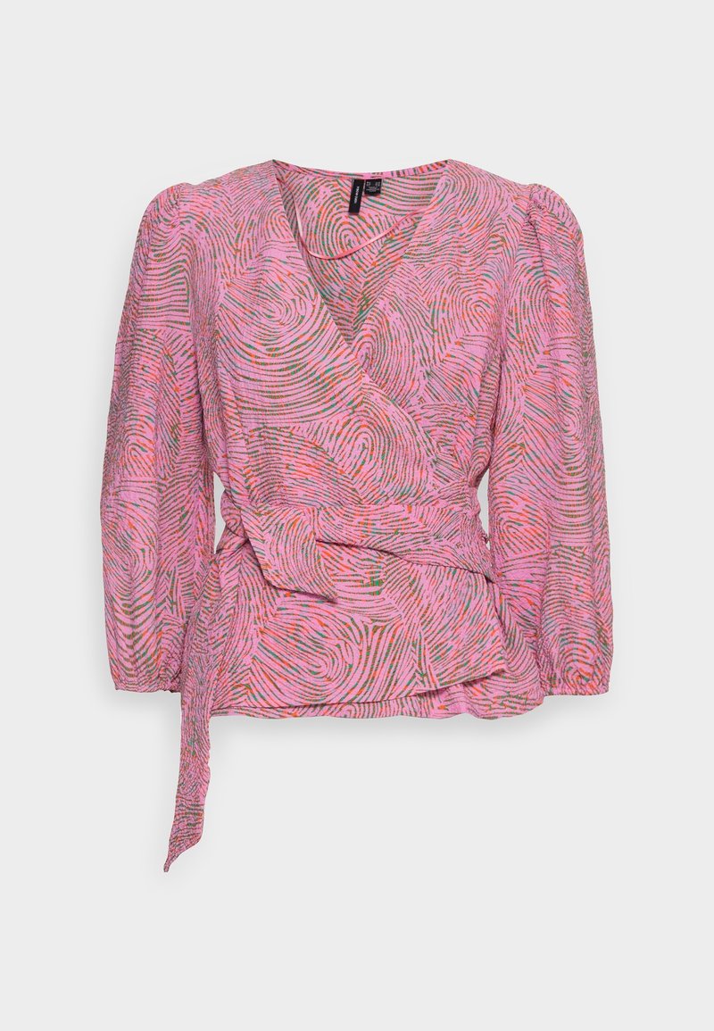 Blouse cache-cœur rose avec motif tourbillon multicolore, manches longues bouffantes, col en V et ceinture nouée à la taille.