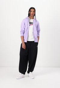 Thumbnail Image 3