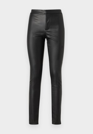 Mustad nahast sukkpüksid, millel on sile tekstuur, kitsas lõige ja kõrge vöökoht. Esiosa õmblus tagab kohandatud välimuse.