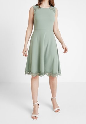 Žerzejové šaty - mint