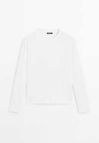 White long-sleeve crew neck shirt with a straight hem, displayed on a white background.
