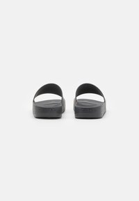 Calvin Klein CHUNKY POOL SLIDE - Papuci - grey