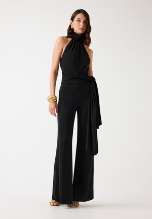 MIT WEITEM BEIN - Jumpsuit - schwarz