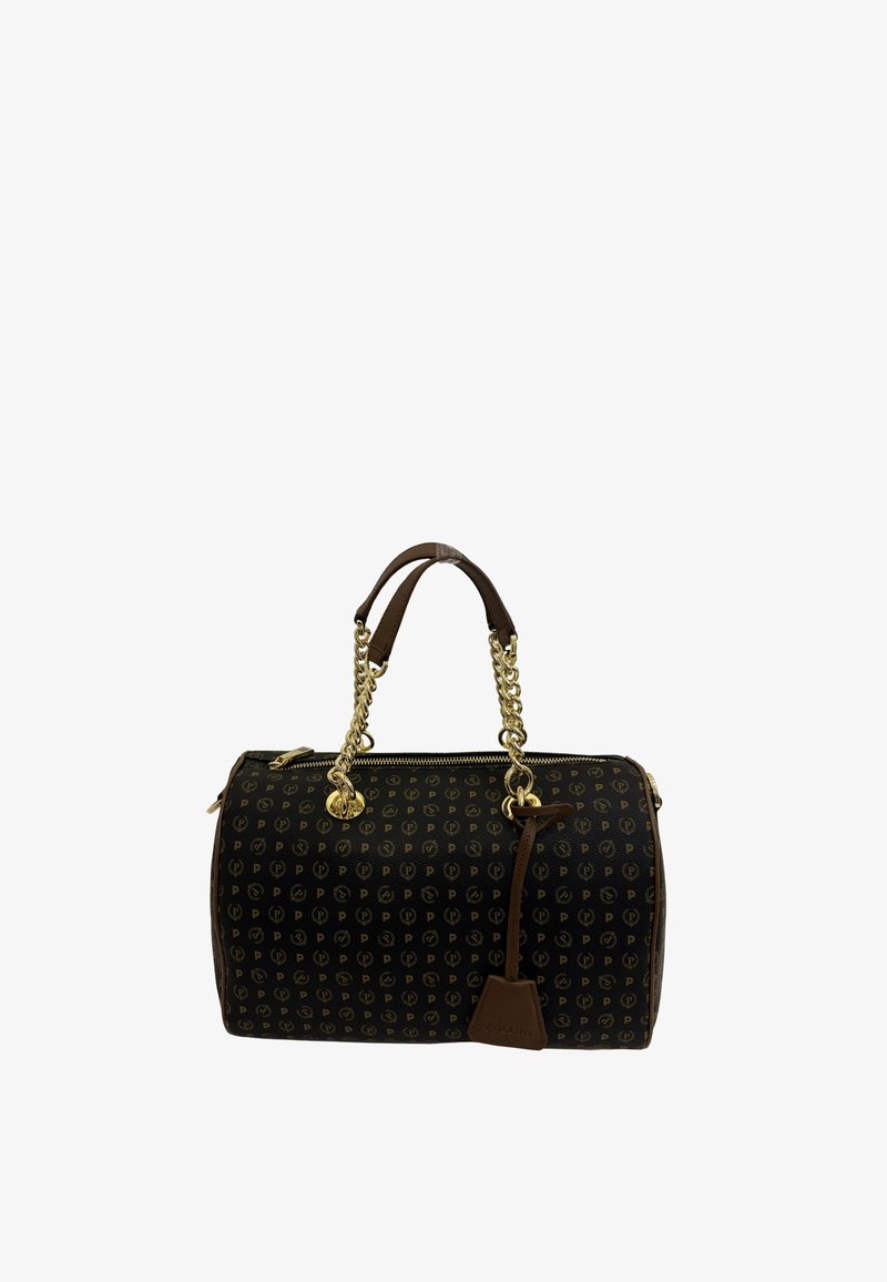 Borsa a mano strutturata marrone con motivo monogram, hardware dorato, doppie maniglie imbottite e una tracolla a catena staccabile. Chiusura con zip superiore.