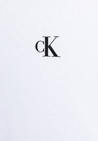 Calvin Klein Jeans LOGO - Camiseta de manga larga - bright white