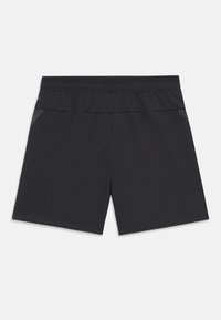 Calções atléticos pretos com uma textura suave, apresentando bolsos laterais, uma cintura em malha e uma cintura elástica para conforto.