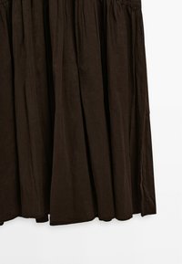 Massimo Dutti LONG STRAPPY HALTER NECK - Maxiklänning - brown