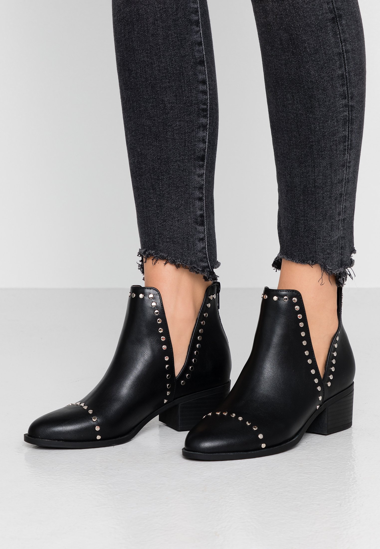 zalando cut out boots