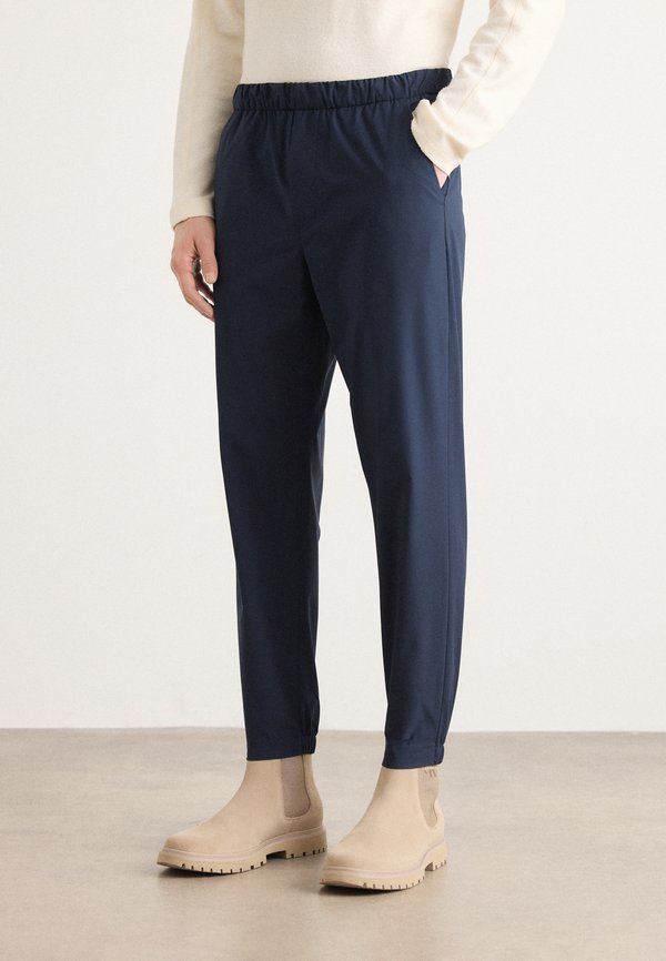 PULL ON - Tracksuit bottoms - dark sapphire