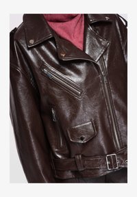 Non sélectionné, brown