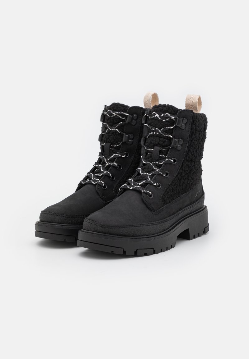 Levi's® SOLVI QUILTED - Schnürstiefelette - full black