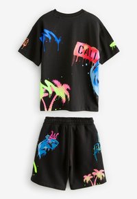 Next GRAPHIC AND SET - Shorts - black grafitti