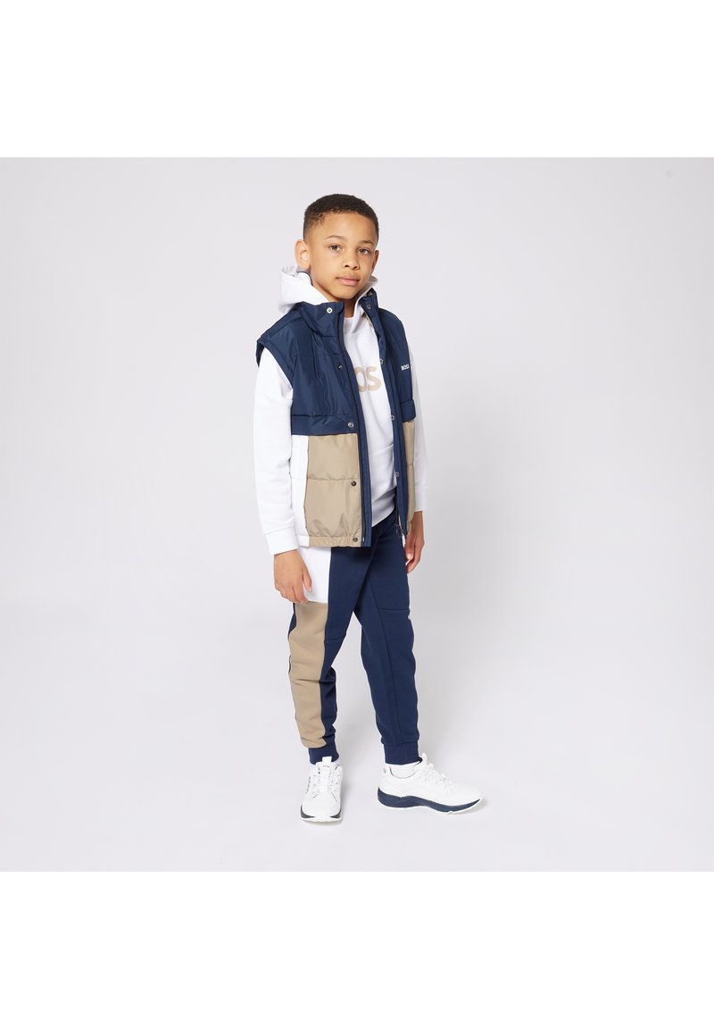 BOSS Kidswear - PUFFER SLEEVELESS - Waistcoat - navy, Enlarge