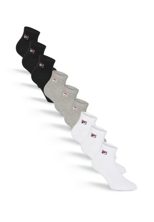 Neuf paires de chaussettes courtes noires, grises et blanches, chacune avec un petit logo rectangulaire sur le côté près de la cheville.