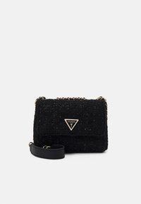 Borsa a tracolla in tweed nero con hardware dorato, tracolla a catena e logo triangolare. Presenta una chiusura a patta e una superficie texturizzata.