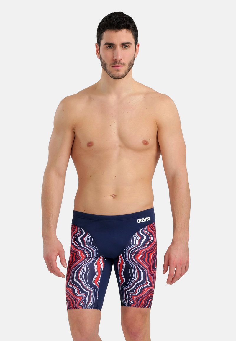Arena JAMMER MARBLED Swimming trunks navy red multi/dark blue