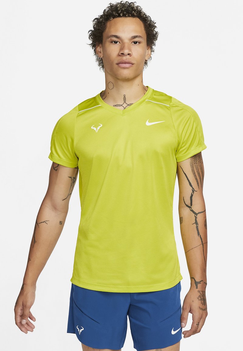 Nike Performance RAFA CHLLNGR Sport Tshirt bright cactus football