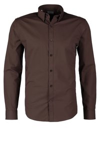 Chemise à manches longues marron à boutons, en coton lisse. Présente un col pointu, sept boutons à l'avant et des poignets à boutons.