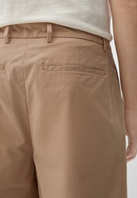 s.Oliver Shorts - sandstein