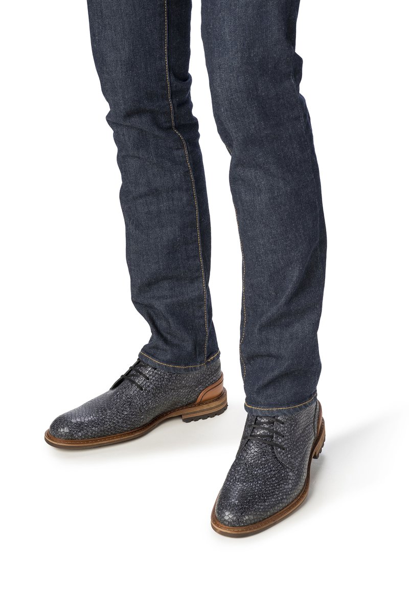 Floris van Bommel CREPI  - Schnürer - darkgrey