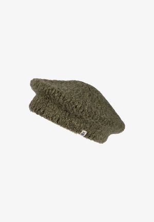 Olive green knitted wool beret with a textured pattern and a small white tag on the brim, isolated on white background.