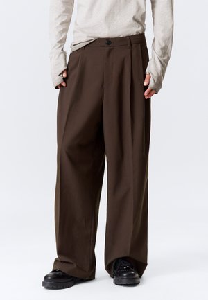 LOW WAIST - Pantalon classique - dark brown