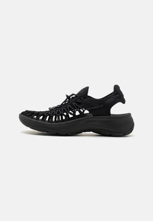 UNEEK ASTORIA - Trekkingsandale - black