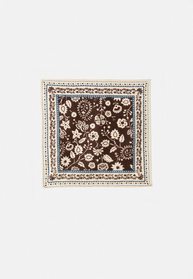 Ciemnobrązowy szalik w wzory z białymi kwiatowymi wzorami oraz misterną koronką z niebieskimi akcentami. Miękka tekstura i kwadratowy kształt.