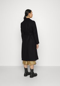 Calvin Klein ESSENTIAL WRAP COAT - Casaco clássico - black