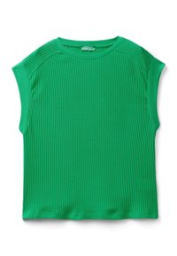 Zelený krátký rukáv top s ribovaným vzorem vyrobený z texturovaného materiálu. Má kulatý výstřih a mírně spadlá ramena, s rovým lemem.