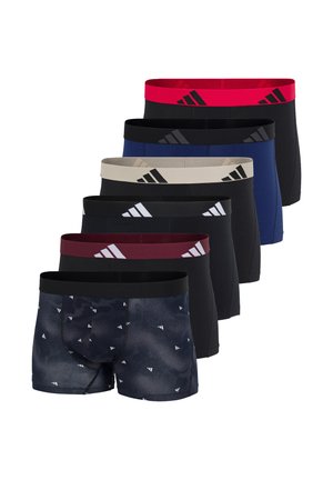 Seks par herre boxershorts i forskellige farver og mønstre, hver med en elastisk taljebånd med et trekantet logo.