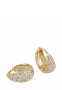 Guldörhängen i form av halvringar med en slät, polerad yta, prydda med klara, runda kristaller på ena sidan, med en tårformad design.