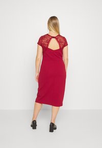 Even&Odd Φόρεμα σε ίσια γραμμή -  red