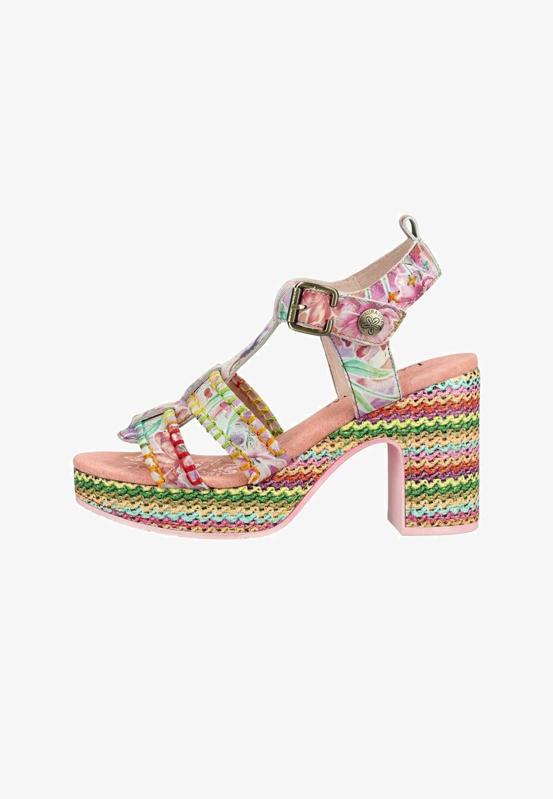 Sandale à talon haut rose à motif floral avec plateforme tressée multicolore et bride à la cheville à boucle.