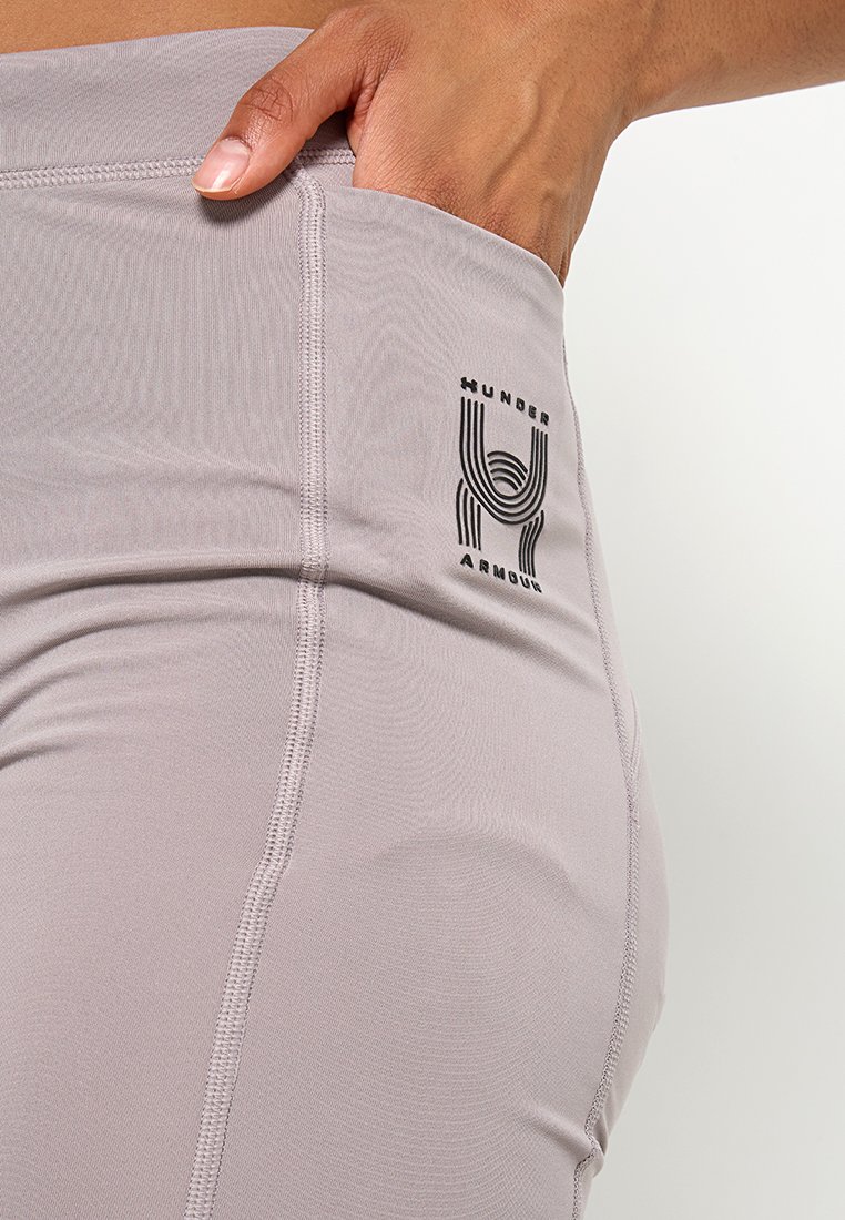 Kurze Sporthose
