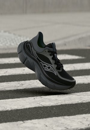 Saucony, PARAMOUNT MAX - Обувки за бягане по асфалт - black/shadow
