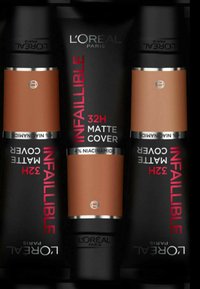 L'Oréal Paris FOND DE TEINT 230 SOUS-TON DORÉ INFAILLIBLE 32H MATTE COVER - Fond de teint - sous ton doré
