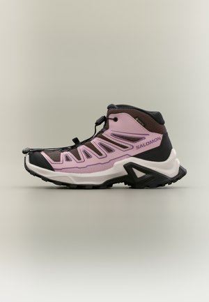 Salomon X ULTRA MID GTX UNISEX - Παπούτσια πεζοπορίας - huckleberry/dawn pink/concord grape