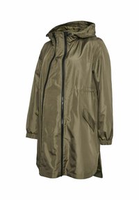 Giacca parka impermeabile verde oliva con cappuccio, zip frontale, due tasche laterali e polsini elasticizzati; texture liscia e lucida.