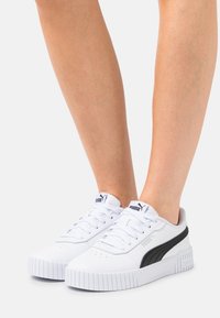 Puma Sneakers - white