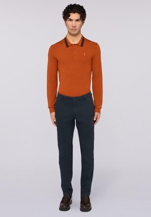 JEANS 131 CHINO AVIATOR SLIM FIT IN GABARDINA STRETCH - Chino - blue genoa